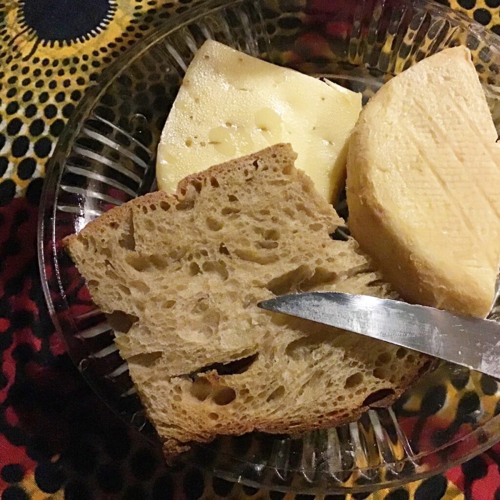 パンとチーズ
