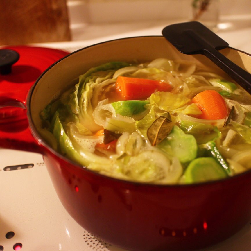 野菜と肉だんごのスープ